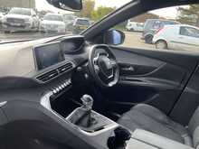 PEUGEOT 3008 1.2 PURETECH GT LINE 5DR
