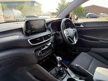 HYUNDAI TUCSON 1.6GDI SE NAV 5DR