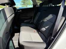 HYUNDAI TUCSON 1.6 GDI SE NAV 5DR