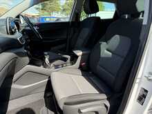 HYUNDAI TUCSON 1.6 GDI SE NAV 5DR