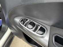 NISSAN JUKE ACENTA PREMIUM 1.6 5DR