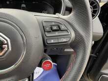 MG HS 1.5 T-GDI EXCLUSIVE DCT AUTO 5DR