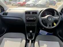 VOLKSWAGEN POLO S 60 1.2 5DR