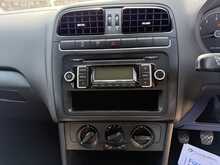 VOLKSWAGEN POLO S 60 1.2 5DR