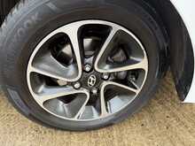 HYUNDAI I10 PREMIUM 1.2 5DR