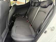HYUNDAI I10 PREMIUM 1.2 5DR