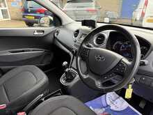 HYUNDAI I10 PREMIUM 1.2 5DR
