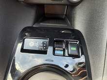NISSAN LEAF 39KWH 100KW N-CONNECTA 5DR AUTO
