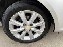 FORD FIESTA 1.4 ZETEC 5DR