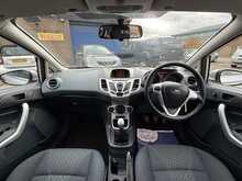 FORD FIESTA 1.4 ZETEC 5DR