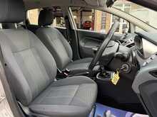 FORD FIESTA 1.4 ZETEC 5DR