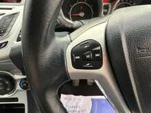 FORD FIESTA 1.4 ZETEC 5DR