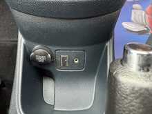 FORD FIESTA 1.4 ZETEC 5DR