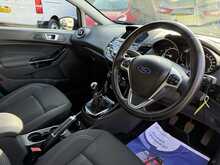 FORD FIESTA 1.0 ECOBOOST TITANIUM 5DR