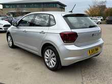 VOLKSWAGEN POLO SEL TSI 1.0 AUTO 5DR