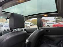 NISSAN QASHQAI 2.0 TEKNA CVT AUTO 5DR