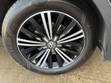 VOLKSWAGEN TIGUAN 2.0TDI 150PS SE NAV 4MOTION DSG AUTO 5DR