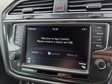 VOLKSWAGEN TIGUAN 2.0TDI 150PS SE NAV 4MOTION DSG AUTO 5DR