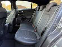 FORD FOCUS 1.0 ECOBOOST ST-LINE VIGNALE 5DR