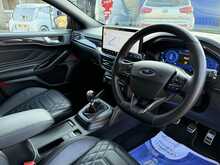 FORD FOCUS 1.0 ECOBOOST ST-LINE VIGNALE 5DR