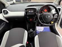 TOYOTA AYGO 1.0 VVT-I X-PRESS 5DR