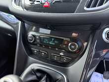 FORD KUGA 2.0TDCI TITANIUM 5DR