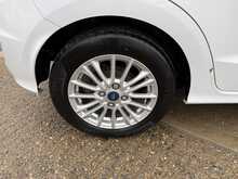 FORD KA+ 1.2 TI-VCT ZETEC 5DR