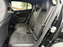 MERCEDES GLA200D  2.1 AMG LINE 7G DCT AUTO 5DR EURO 6