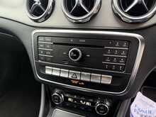 MERCEDES GLA200D  2.1 AMG LINE 7G DCT AUTO 5DR EURO 6