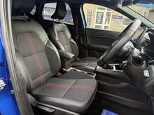 RENAULT CAPTUR 1.3 MHEV RS-LINE 5DR