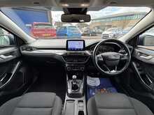 FORD FOCUS 1.0 ECOBOOST TITANIUM 5DR
