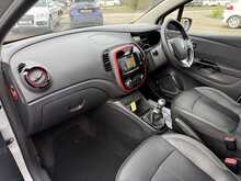 RENAULT CAPTUR 0.9TCE ENERGY SIGNATURE NAV 5DR