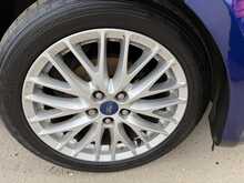 FORD FOCUS 1.0 ECOBOOST ZETEC NAVIGATOR 5DR