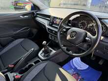 SKODA FABIA 1.0 MPI SE COMFORT 5DR