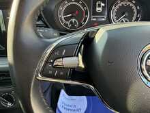 SKODA FABIA 1.0 MPI SE COMFORT 5DR