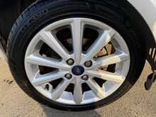 FORD FIESTA 1.0 ECOBOOST TITANIUM 5DR