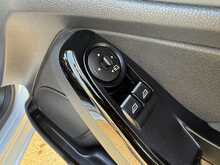 FORD FIESTA 1.0 ECOBOOST TITANIUM 5DR