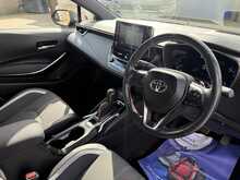 TOYOTA COROLLA 2.0VV-H GR SPORT 5DR AUTO HYBRID