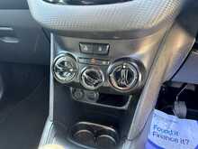 PEUGEOT 208 1.2 PURETECH SIGNATURE 5DR
