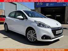 PEUGEOT 208 1.2 PURETECH SIGNATURE 5DR