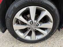 HYUNDAI I20 1.4 PREMIUM 5DR