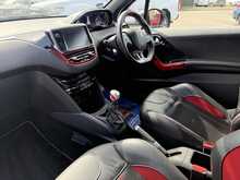 PEUGEOT 208 GTI 1.6 THP 3DR