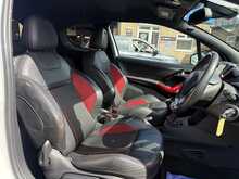 PEUGEOT 208 GTI 1.6 THP 3DR