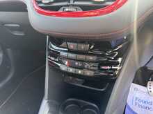 PEUGEOT 208 GTI 1.6 THP 3DR