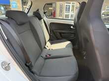 VOLKSWAGEN UP! 1.0 MOVE UP! 5DR