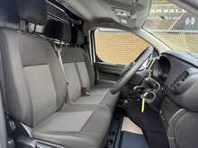 VAUXHALL VIVARO 1.5 TURBO D 2900 PRIME L2 H1 EURO 6