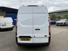 FORD TRANSIT CUSTOM 300 L1 H2 2.0