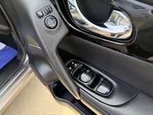 NISSAN QASHQAI 1.5DCI N-VISION 5DR