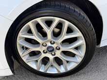 FORD FOCUS 1.0 ECOBOOST ST-LINE 5DR