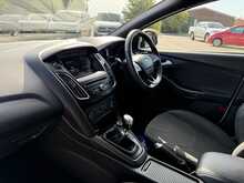 FORD FOCUS 1.0 ECOBOOST ST-LINE 5DR